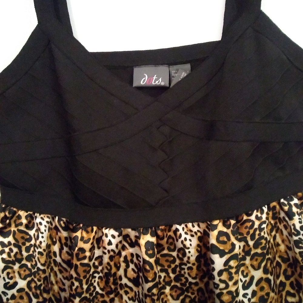 Dress - Picture 4 of 5